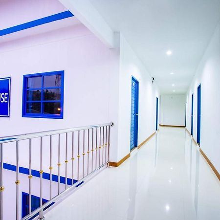 אפרטהוטל אנג טונג Blue House מראה חיצוני תמונה